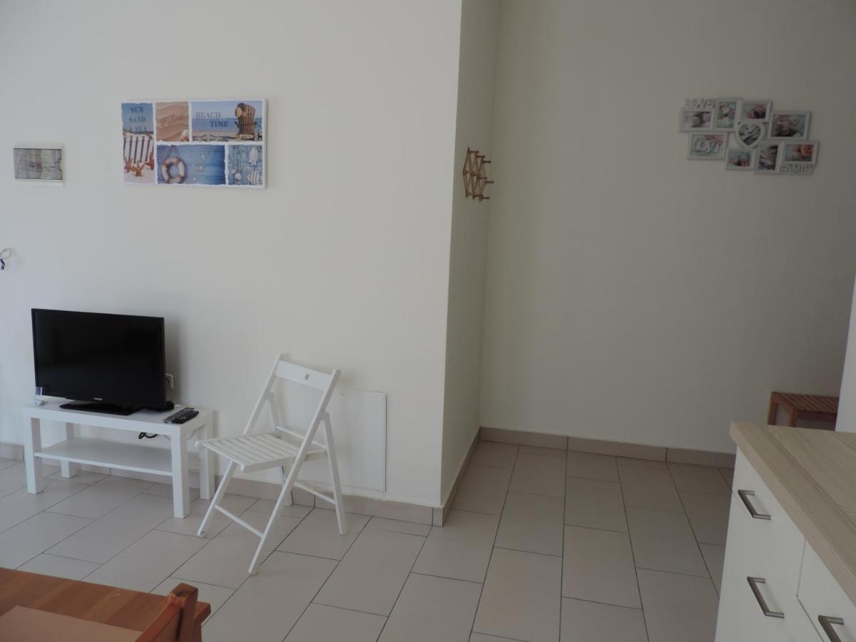 Fotis Apartments Skala Neon Kydonion Екстериор снимка